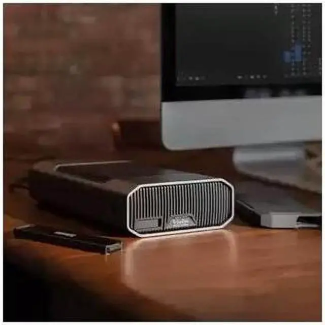 Alt view image 20 of 20 - SanDisk Professional 12TB G-DRIVE PROJECT Thunderbolt 3 External Hard Drive