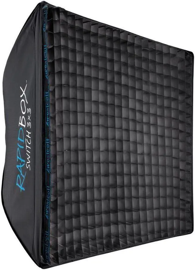 Main image of Westcott 40-Degree Egg Crate Grid for Rapid Box Switch 3 x 3 with Carry Case