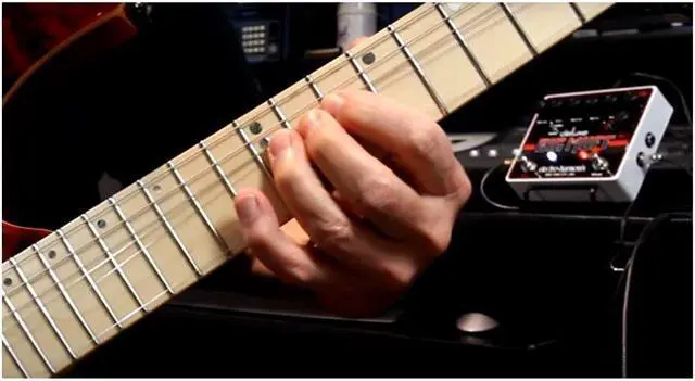 Alt view image 7 of 8 - Electro-Harmonix Deluxe Big Muff Pi Harmonic Sustain/Distortion Pedal