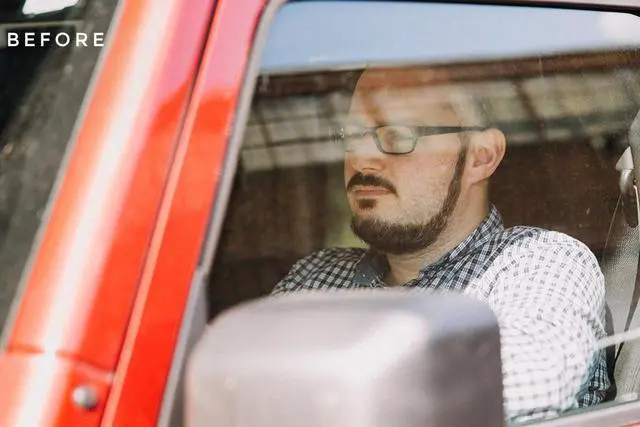 Alt view image 4 of 7 - Tiffen 72mm Circular Polarizing Lens Filter and Lens Cleaning Brush Bundle