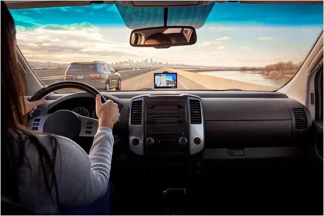 Alt view image 7 of 7 - Garmin Drive 53 & Traffic GPS Navigator