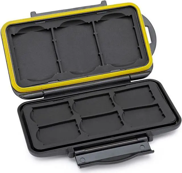 Alt view image 5 of 6 - SanDisk 32GB Ultra SDHC UHS-I Memory Card (4-Pack) with Rugged Storage Case