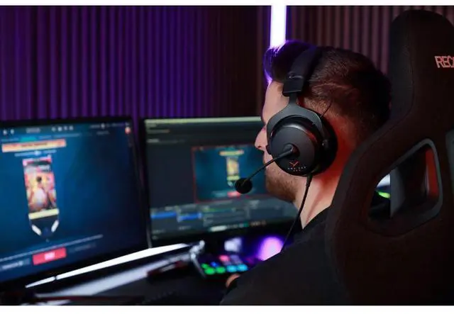 Alt view image 5 of 7 - Beyerdynamic  MMX 300 PRO gaming headset with STELLAR.45 driver and condenser microphone, closed