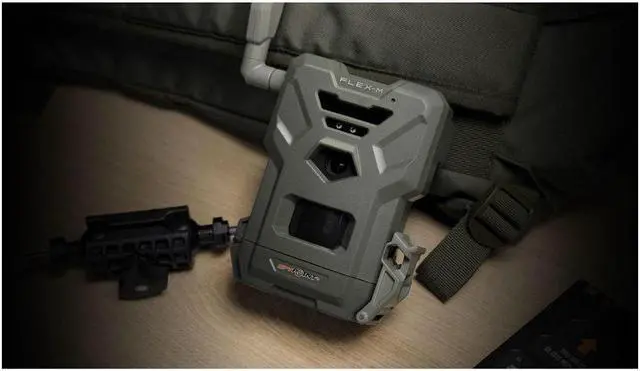 Alt view image 4 of 4 - Spy Point Flex M