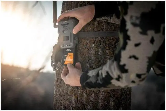 Alt view image 3 of 14 - Spypoint Lit-22 Rechargeable Lithium Battery Pack