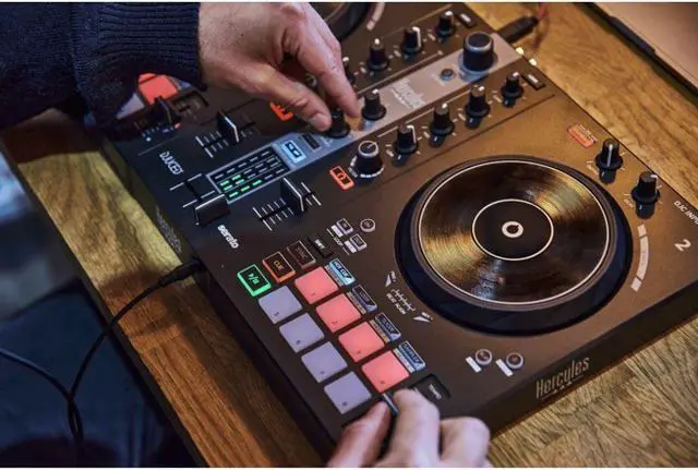 Alt view image 16 of 17 - Hercules 4780944 DJControl Inpulse 300 MK2