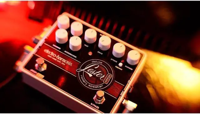 Alt view image 9 of 12 - Electro-Harmonix Lester G Deluxe Rotary Speaker pedal for guitar