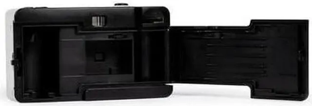 Alt view image 8 of 10 - Ilford Sprite 35-II Reusable 35mm Analog Film Camera (Green and Black) 2005172