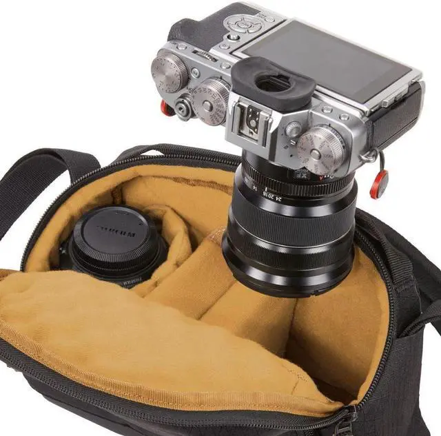 Alt view image 8 of 8 - case logic viso camera bag, small,black,3204532