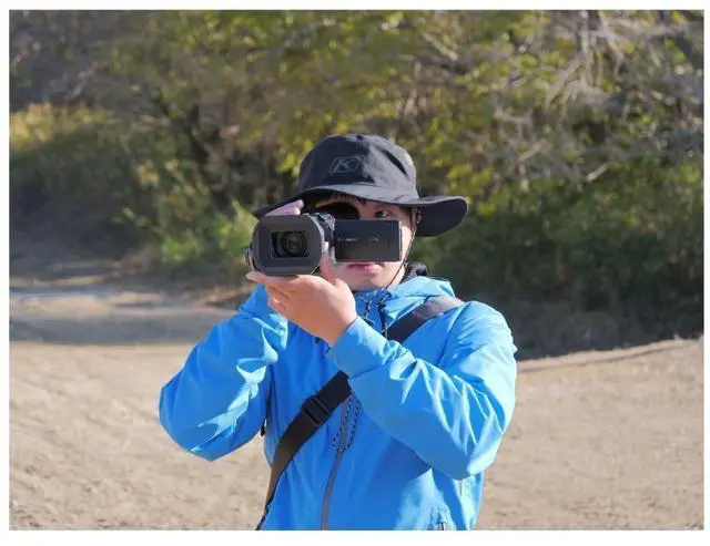 Alt view image 13 of 15 - Panasonic X1600 4K Camcorder for Directors, Wide Angle Telephoto Lens with 24x Zoom, Hybrid O.I.S., 4K High-Precision AF with Face Detection, Heat Dispersing Design, Wireless Controls - HC-X1600