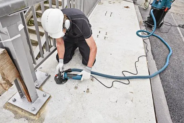 Alt view image 5 of 7 - Makita XAG25Z 18V LXT Brushless Lithium-Ion 4-1/2 in. / 5 in. Cordless X-LOCK Angle Grinder with AFT