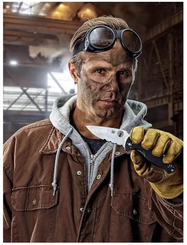 Alt view image 13 of 13 - SPYDERCO C122PBK SPYDERCO TENACIOUS LIGHTWEIGHT 3.4 IN PLAIN BLADE FRN HANDLE