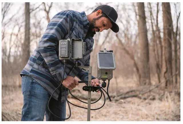 Alt view image 6 of 7 - Stealth Cam 0.25-Inch Expandable Height Tripod 360-Degree Multi-Pivot Mounting Post for Hunting Trail Camera and Solar Pak Battery