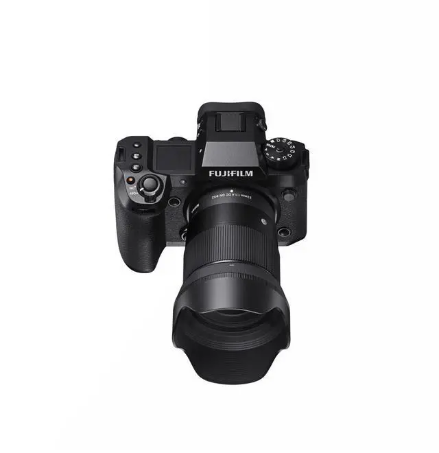 Alt view image 6 of 6 - Sigma 23mm F1.4 DC DN Contemporary Mirrorless Lens for Fujifilm X Mount Cameras - Precision Photography and Smooth Focusing Bundle with Camera Bag and Accessories (3 Items)