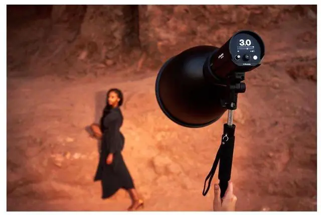 Alt view image 6 of 8 - Profoto TeleZoom Reflector White for Protruded and Flat-Fronted Lights with Adjustable Profoto Zoom Functionality