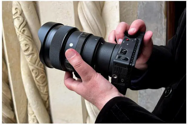 Alt view image 20 of 20 - Sigma 14mm F1.4 DG DN Art, Sony E Lens