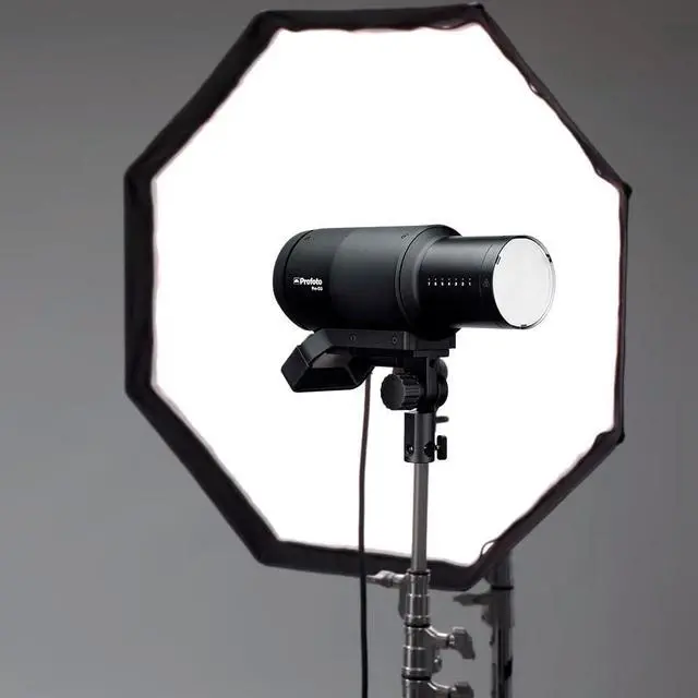 Alt view image 6 of 7 - Profoto Pro-D3 1250W Industrial-Grade Monolight Bundle with Profoto Softbox 3-Feet Octa Silver, Profoto Connect Pro for Canon, and Profoto Softgrid 3-Feet Octa (4 Items)
