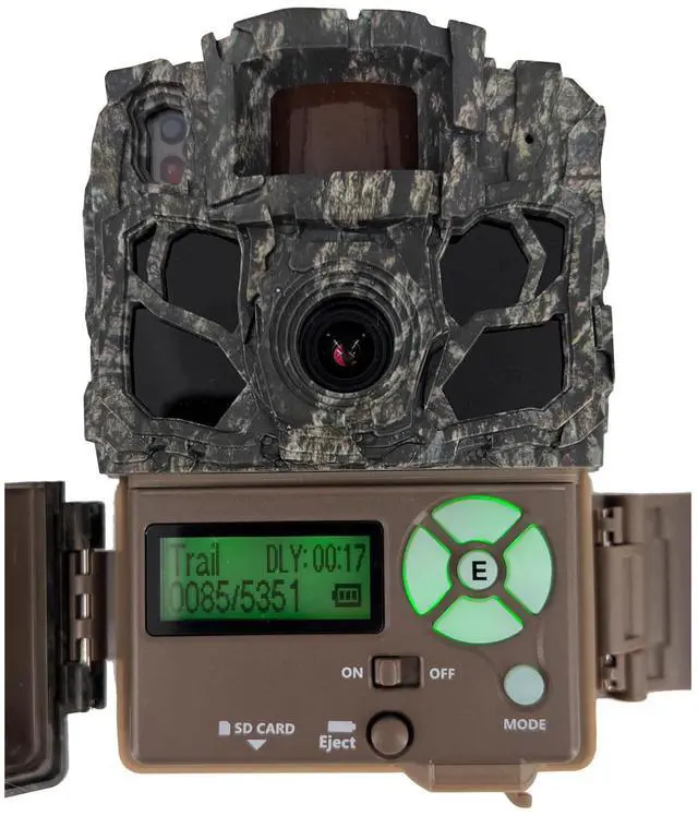 Alt view image 2 of 7 - Browning Trail Cameras - Dark Ops FHDR40 with 32GB Memory Card and Card Reader (3 items)