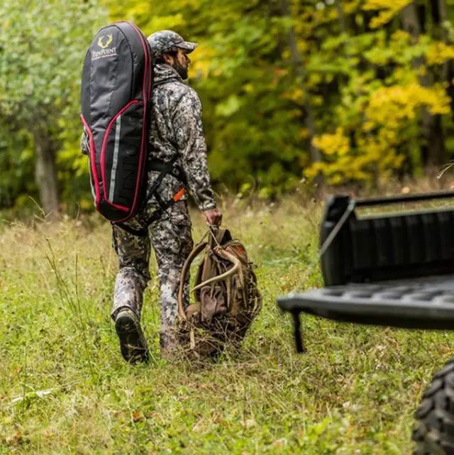 Alt view image 3 of 7 - TenPoint Blazer Soft Crossbow Case with Backpack Straps, Carries All 2019 TenPoint Bows