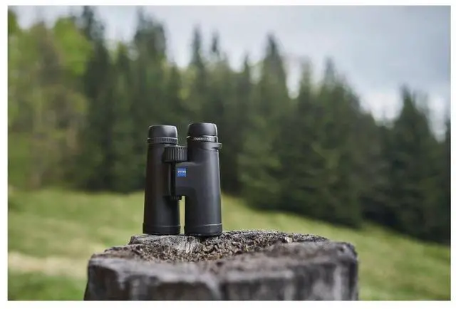 Alt view image 7 of 14 - ZEISS Conquest HDX 8x42 Binocular with 90 Percent Light Transmission, Lifelike Color Reproduction, and Rugged Optical Design (Black)