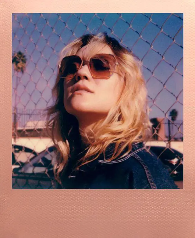 Alt view image 6 of 7 - Polaroid Originals I-Type Instant Film Rose Gold Edition