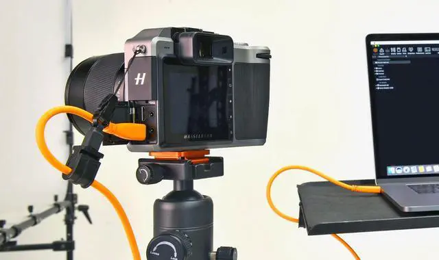 Alt view image 5 of 12 - Tether Tools TetherPro USB-C to USB-C Cable, 15', Orange #CUC15-ORG