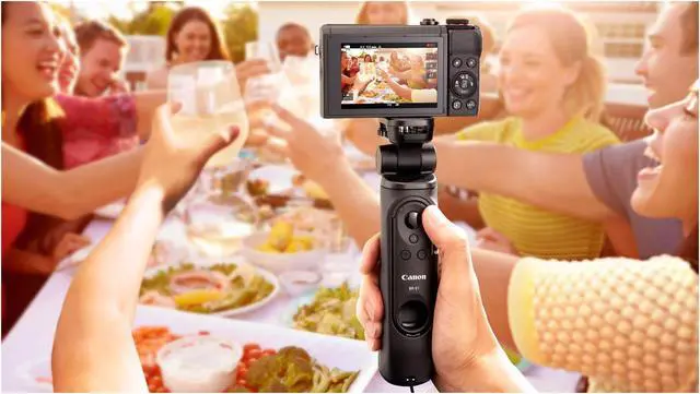 Alt view image 7 of 15 - Canon PowerShot G7 X Mark III Digital Camera Video Creator Kit