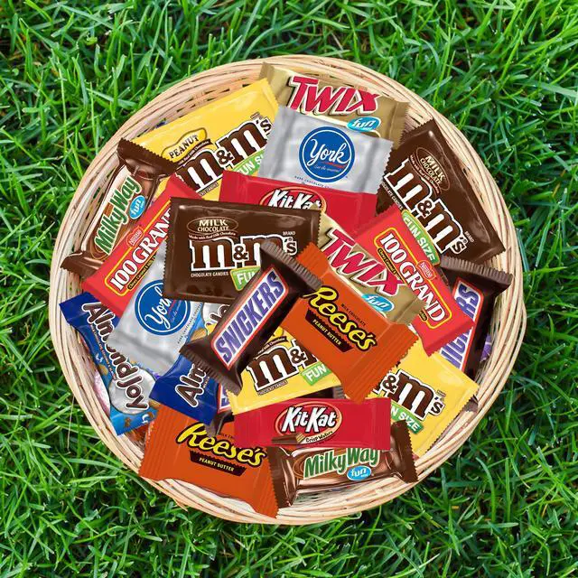 Alt view image 3 of 4 - Plastic Easter Candy Bucket in Blue with 2lbs Individually Wrapped Snacks of Chocolate