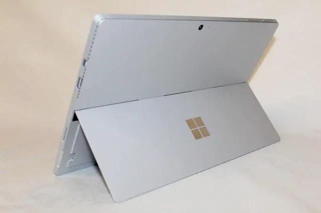 Alt view image 9 of 13 - Microsoft Surface Pro 4 Core i5-6300U 2.4ghz 4GB 128GB SSD WIN 10 Grade A