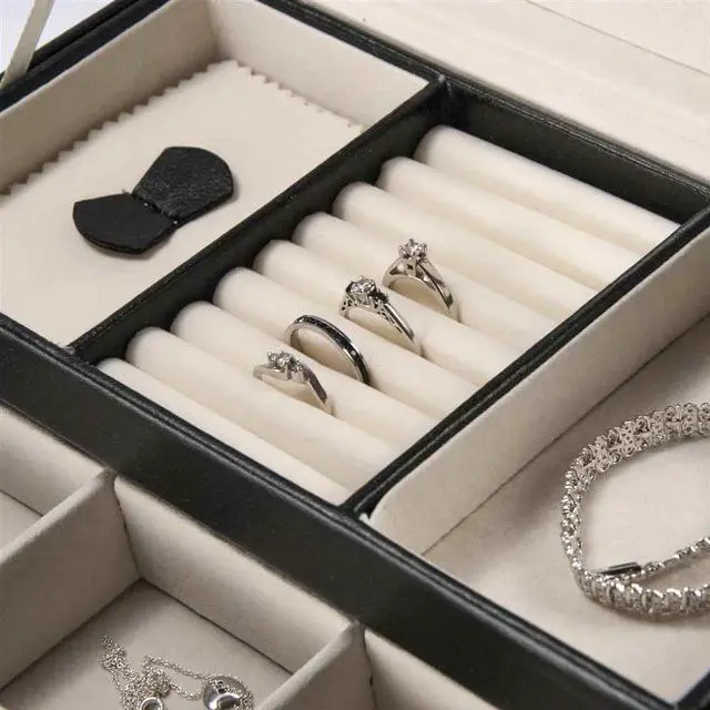 Alt view image 3 of 9 - Chéri Bliss Jewelry Case JC-50