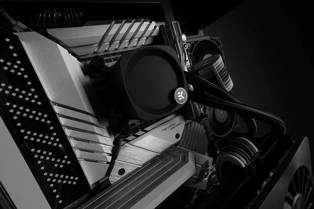 Alt view image 7 of 7 - EK-Nucleus AIO CR360 Dark 360mm AIO Liquid Cooler With EK FPT 120mm Fans - Compatible with latest Intel and AMD CPU sockets - LGA 1700 and AM5