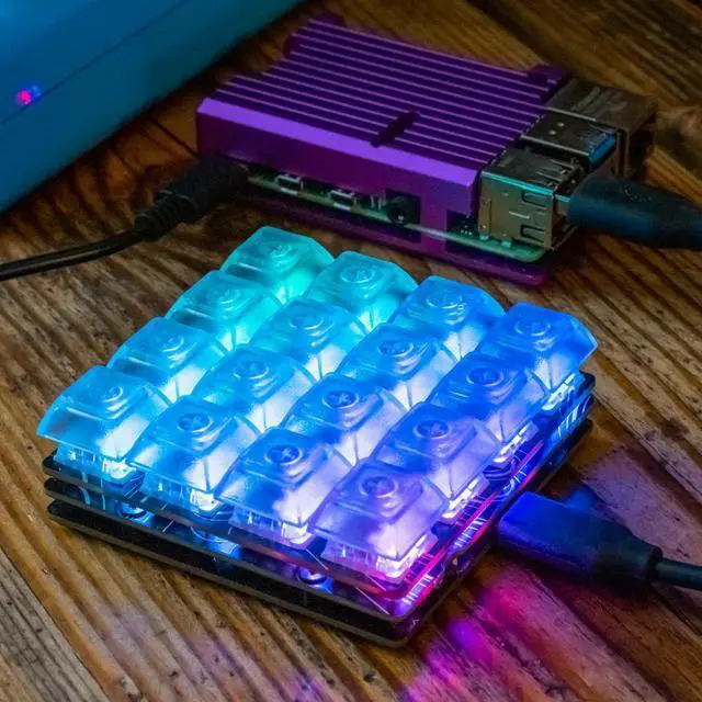 Alt view image 5 of 5 - Pimoroni PIM561 Keybow 2040 - Linear(quiet) keys all-in-one 16 key mini mechanical keyboard customisable RGB lighting