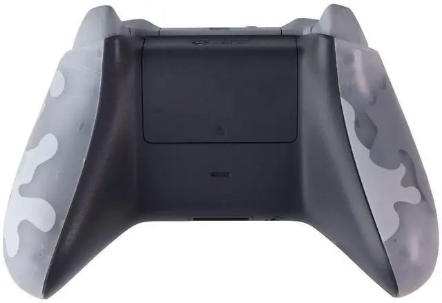 Main image of Microsoft Xbox One and PC Wireless Controller - Arctic Camo Edition (1708)