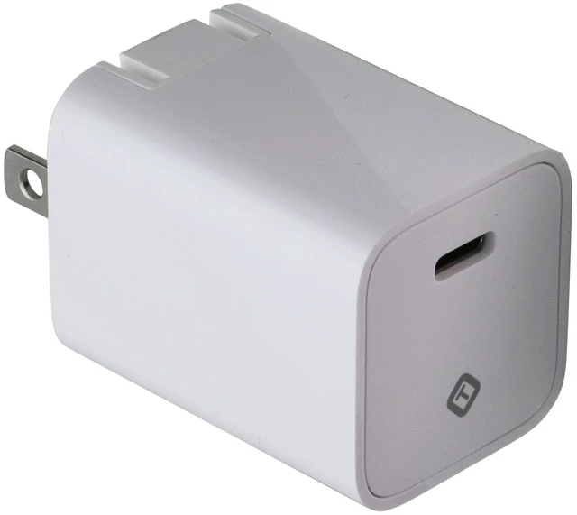 Main image of TekYa 25W USB-C Wall Charger for Smartphones/Tablets - White (UNIACT20394)