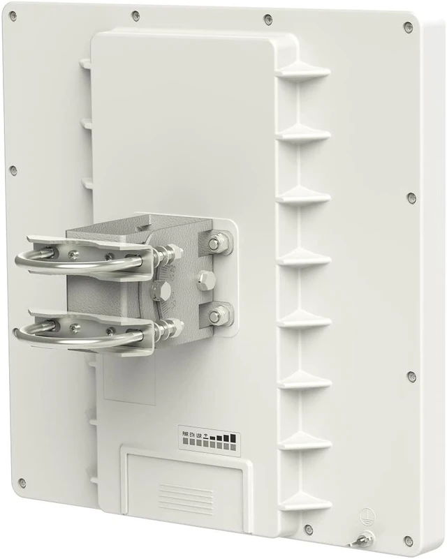 Main image of MikroTik - RB911G-5HPND-QRT-US - MikroTik QRT-5 5GHz AP (1000mW, Gigabit) 23dBi Dual-Pol Integrated Antenna US Version