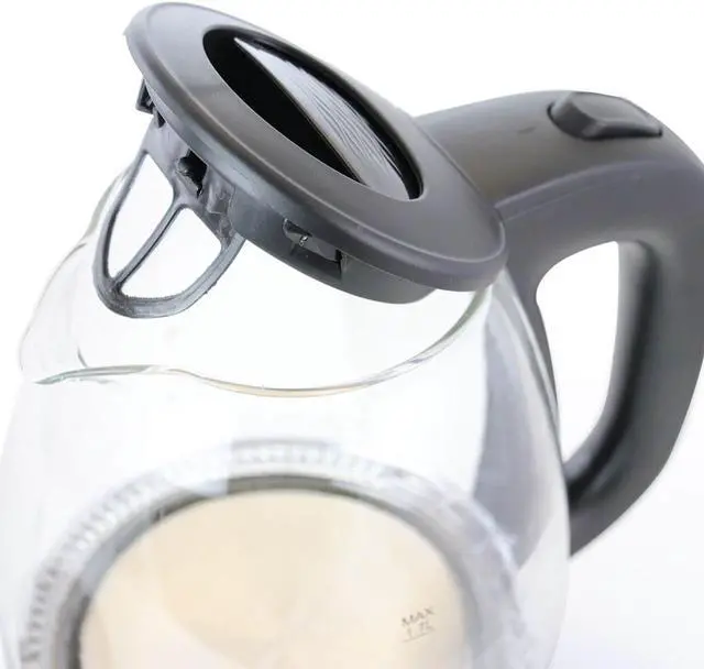 Alt view image 2 of 4 - Better Chef 1.7 Liter Glass Cordless Kettle