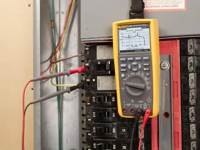 Alt view image 4 of 13 - Fluke 289 True-RMS Industrial Logging Multimeter FLUKE289