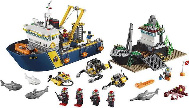 Used - Like New: LEGO City Deep Sea Exploration Vessel 60095