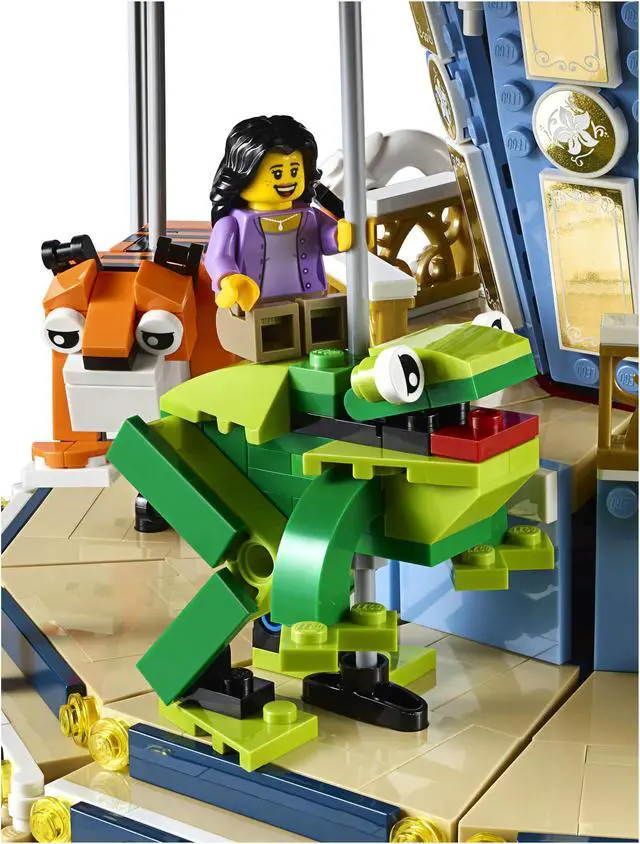Alt view image 3 of 5 - LEGO Creator Expert Carousel (10257)