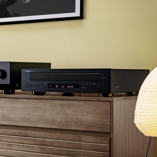 Alt view image 2 of 3 - Yamaha CD-C603 5-Disc CD Changer with USB Playback