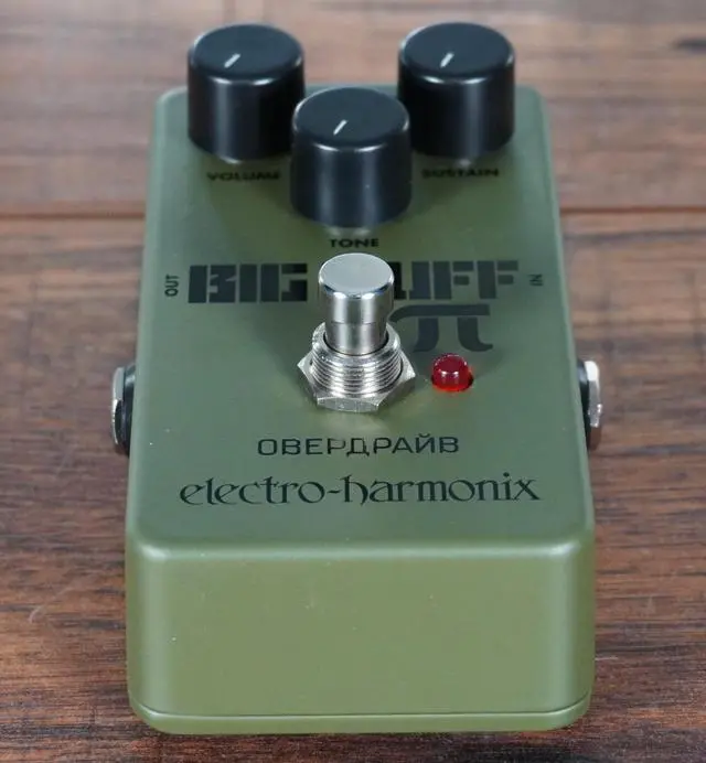 Alt view image 14 of 19 - Electro-Harmonix Green Russian Big Muff