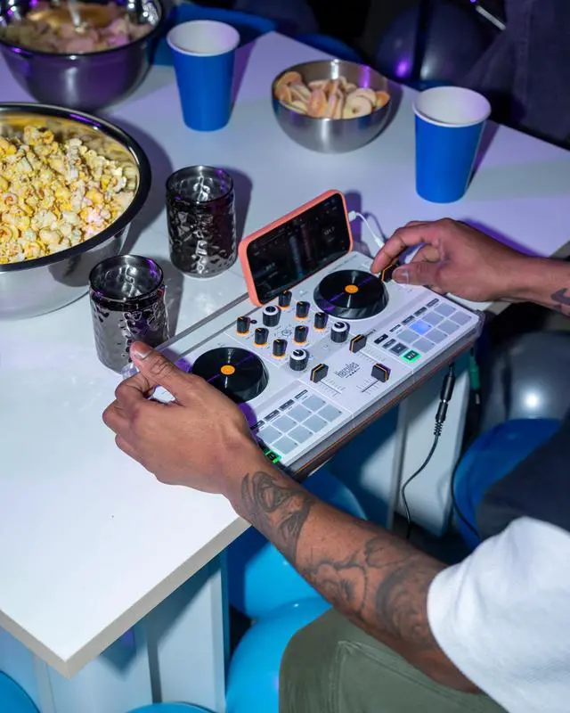 Alt view image 9 of 16 - Hercules DJControl Mix Ultra DJ Controller with Protective Cover