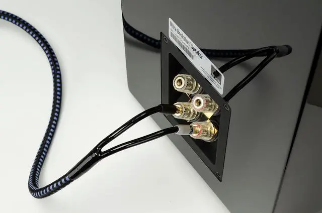 Alt view image 3 of 4 - Ultra Speaker Cable - 8 FT Ultra Speaker Cable 8' SoundPath