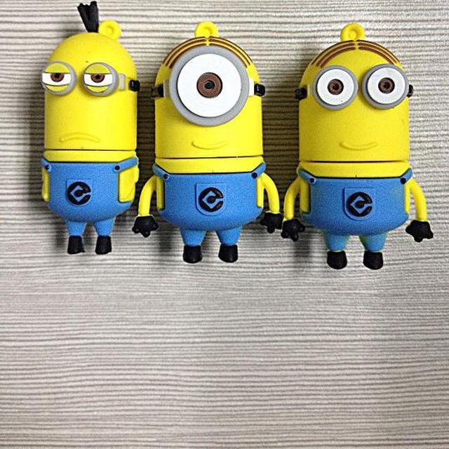 Main image of Despicable Me 2 Minions 3 Pack 8GB USB Flash Drive, Dave, Kevin, Stuart