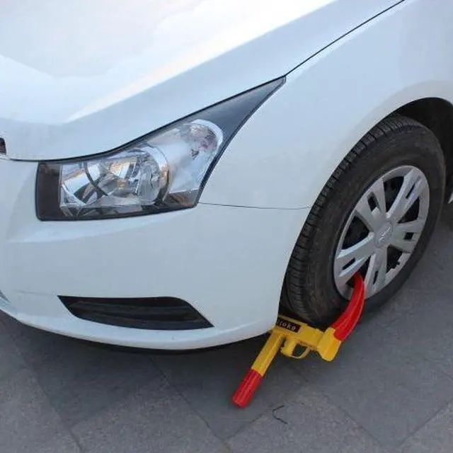 Main image of Wheel Lock Clamp Boot Tire Claw Trailer Auto Car Truck Anti-Theft Towing