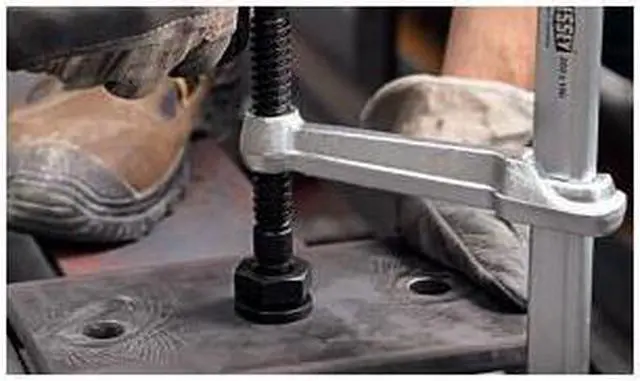 Alt view image 2 of 7 - BESSEY SQ-12 12 in Bar Clamp Steel Handle and 5 1/2 in Throat Depth