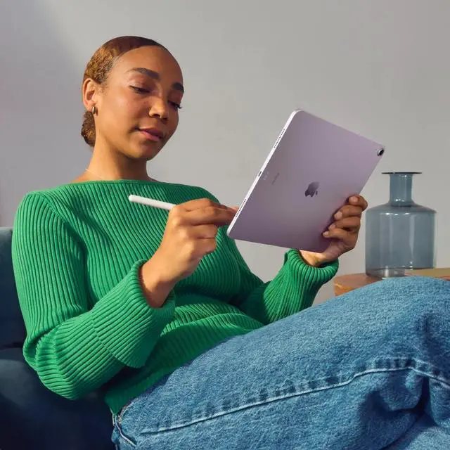 Alt view image 3 of 9 - Apple Pencil Pro - White