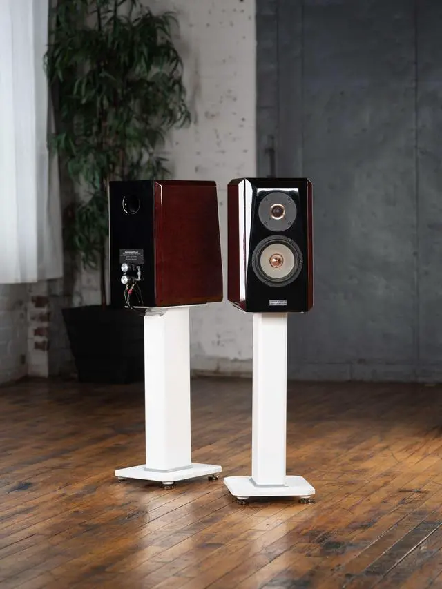 Alt view image 7 of 7 - Kanto SX22W 22" Tall Fillable Speaker Stands with Isolation Feet - Pair, White