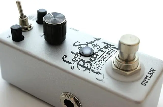 Alt view image 12 of 20 - Outlaw Effects Lock-Stock-Barrel Guitar Distoriton Pedal