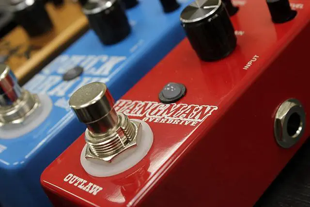 Alt view image 11 of 19 - Outlaw Effects Hangman Guitar Overdrive Pedal